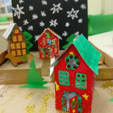 Prace uczniów wykonane w ramach zajęć "Świat wokół nas" - fot. 10