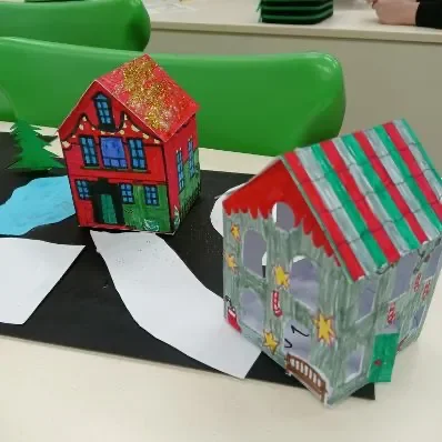 Prace uczniów wykonane w ramach zajęć "Świat wokół nas" - fot. 11